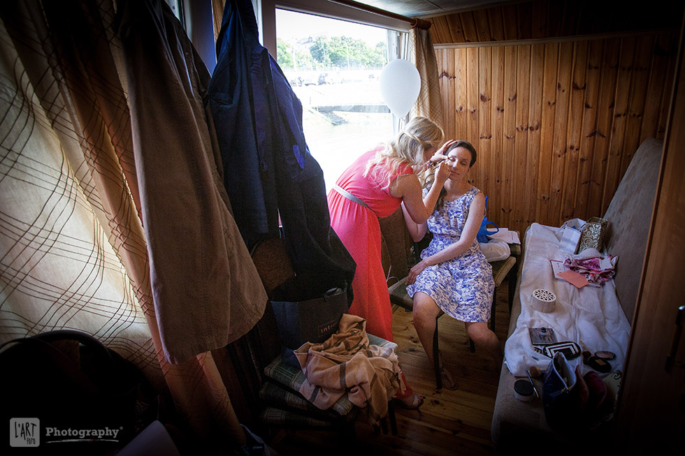 Menyasszonyi sminkelés a Dunán